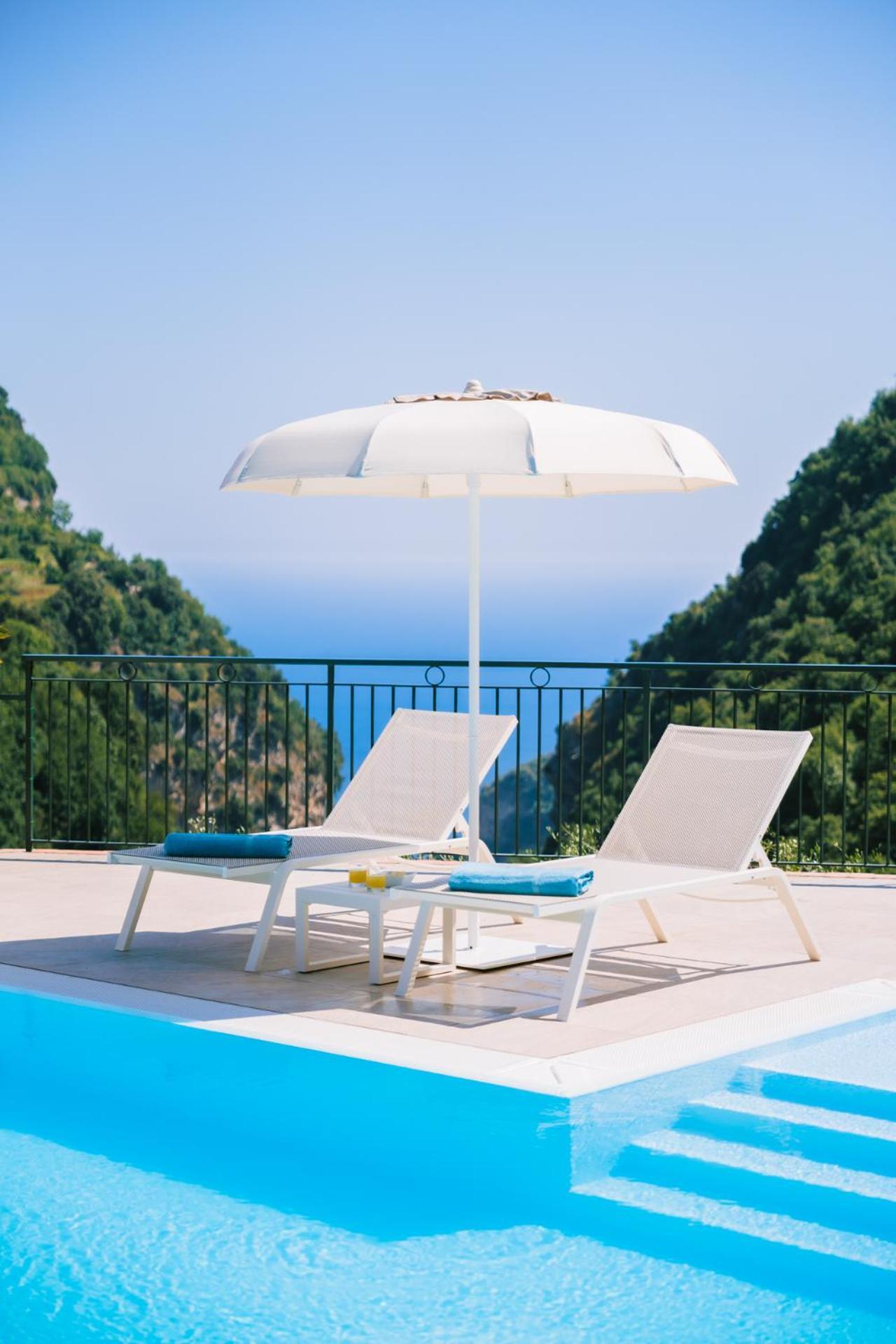 Villa Sant'Alfonso Scala Exteriér fotografie